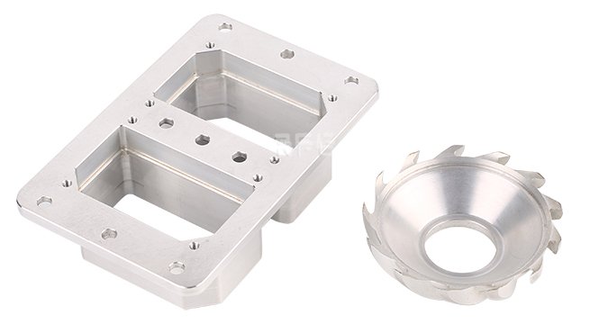 大型cnc加工中心主軸運(yùn)轉(zhuǎn)速度過(guò)快有影響嗎？