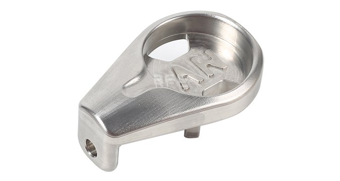 精密零件加工過程中如何保證精度？